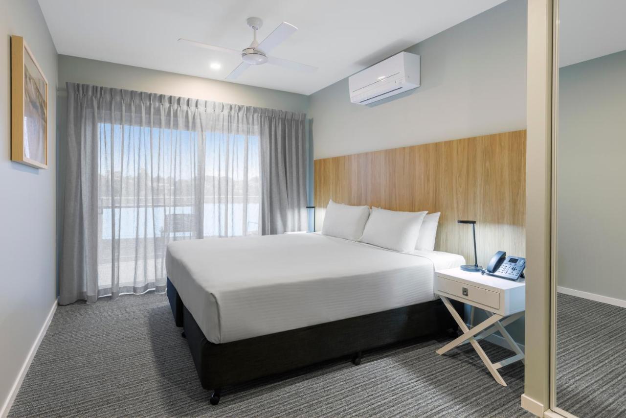 Best Western Plus North Lakes Hotel Exterior photo